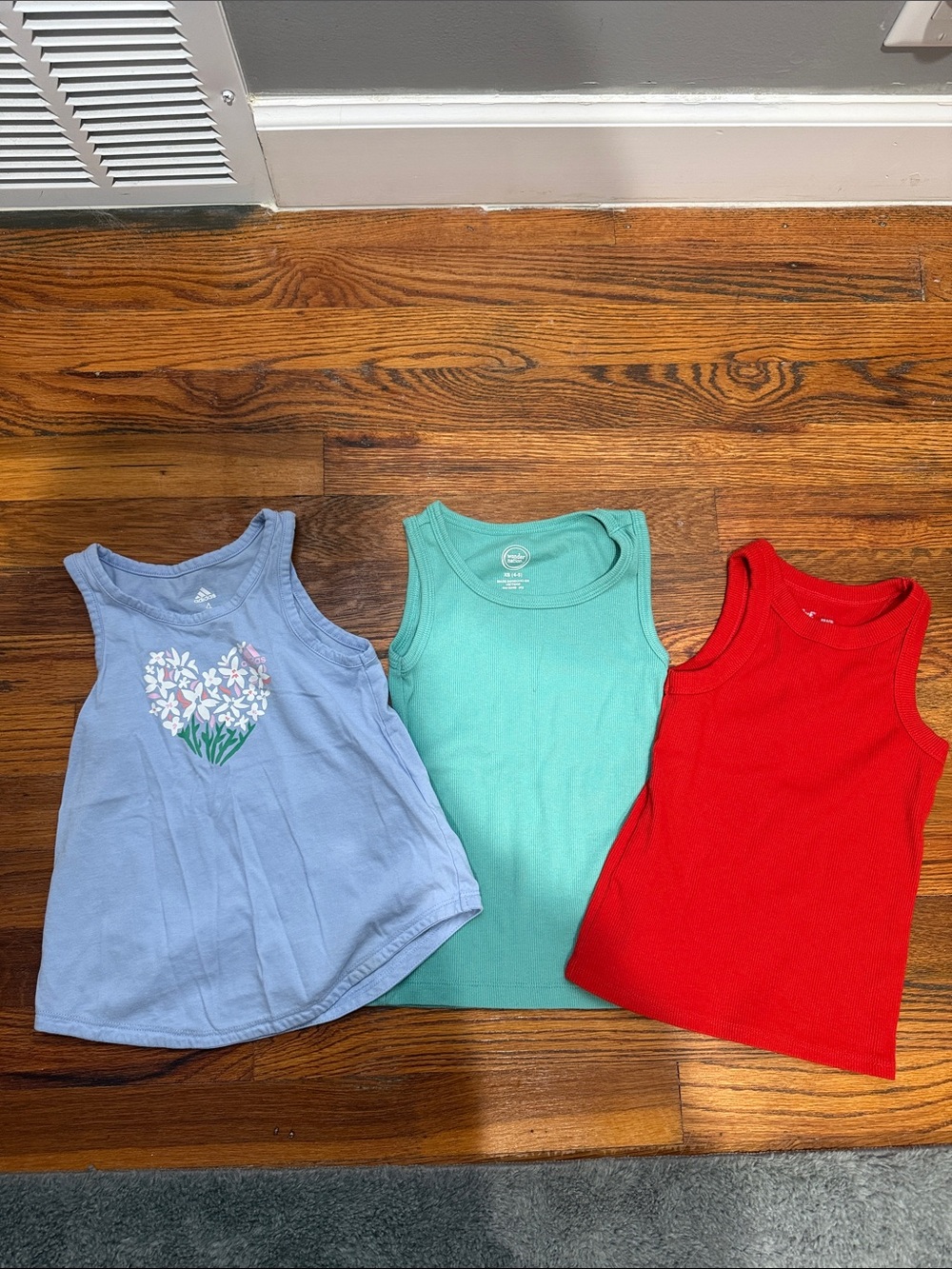 Set of 3 girls tank tops